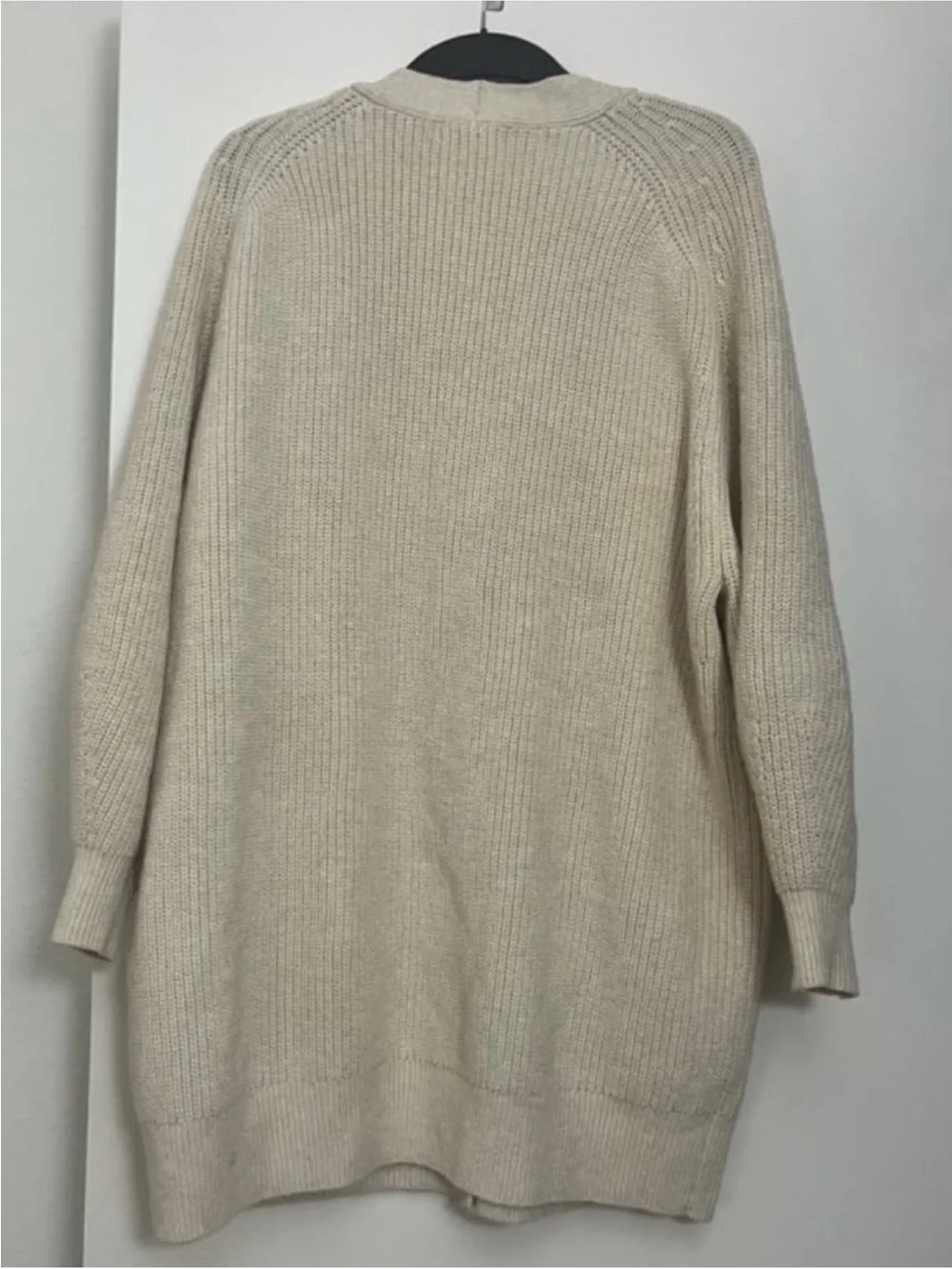 H&M Oversized Ribbed Button Cardigan - Cream - Picture 7 of 7